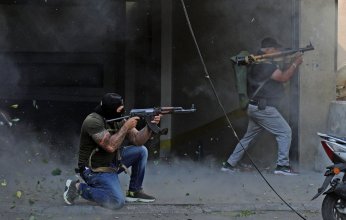 «احتفالات رأس السنة».. باريس الشرق تستقبل العام الجديد بالرشاشات والقذائف