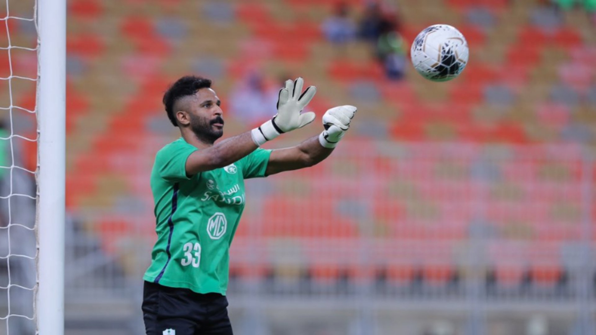 الهلال السعودي يعلن تعاقده مع حارس المرمى محمد العويس الهلال السعودي يعلن تعاقده مع حارس المرمى محمد العويس