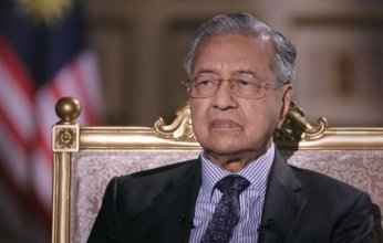 للمرة الثالثة.. نقل مهاتير محمد رئيس وزراء ماليزيا السابق إلى المستشفى