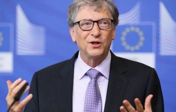 بيل جيتس يفجر مفاجأة بشأن متحور أوميكرون