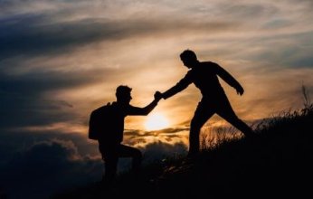 6 فوائد للصداقة الجيدة.. تعرف عليها!