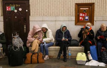 خوفاً من القذف والاصابات.. .هكذا قضى الأوكرانيين ليلتهم الأولى