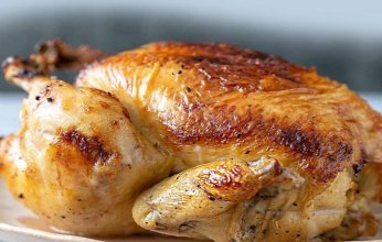 مواطن أمريكي يربح 100 ألف دولار بسبب "دجاجة"