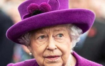 الملكة اليزابيث تقدم التعازي في ضحايا الفيضانات بالبرازيل