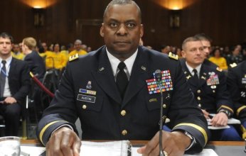 وزير الدفاع الأمريكي يلتقي وزير الخارجية الأوكراني