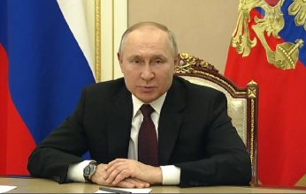 الرئيس الروسي يصف القوميين الأوكرانيين بالإرهابيين