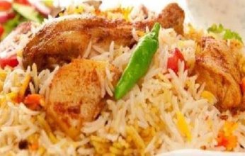 ماهي طريقة عمل أرز ملون بالدجاج والمقادير الخاصة