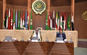 السفير حسام زكي: «الجامعة العربية» تتابع بقلق التطورات المتلاحقة في أوكرانيا