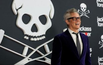 "أحمق للأبد" يحقق أعلى إيرادات في هوليوود