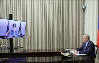 بوتين وبايدن يبحثان تطورات الأزمة الأوكرانية هاتفيا