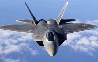 مقاتلات أمريكية من طراز "إف-22" تصل الإمارات