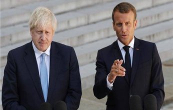 ماكرون يبحث من جونسون تعاونهما تطورات الأزمة الروسية الأوكرانية