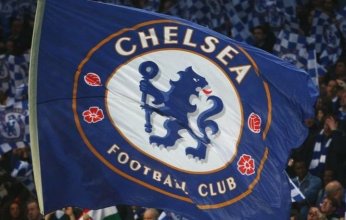 ملياردير مصري ينافس على شراء تشيلسي الانجليزي