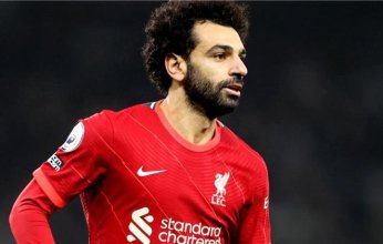 رئيس برشلونة يحسم الجدل بشأن ضم محمد صلاح