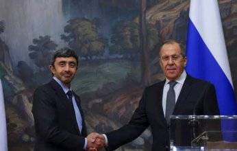 وزير الخارجية الإماراتي يؤكد استعداد بلاده لدعم جهود حل الأزمة بين روسيا وأوكرانيا
