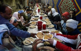 موائد رمضان.. الدول العربية تتزين بها في الشهر الكريم