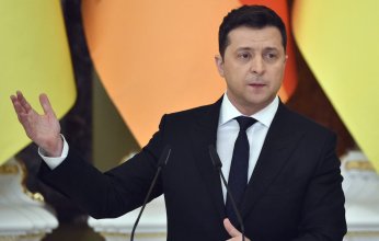 زيلينسكي: القوات المسلحة الأوكرانية ستواصل الدفاع عن أرضنا