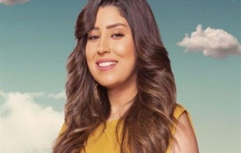 أيتن عامر تحضر لأول ألبوماتها