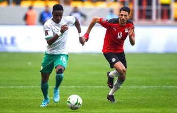 انتهاء الوقت الإضافي الأول مع استمرار تقدم السنغال على مصر 1 / 0