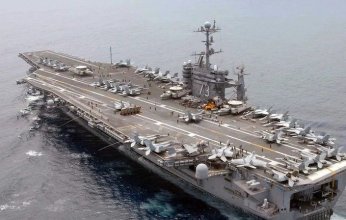 بيع حاملة طائرات أمريكية بـ«دولار واحد»