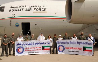 الكويت ترسل طائرة إغاثية تقل مساعدات طبية وغذائية للاجئين الأوكرانيين في بولندا