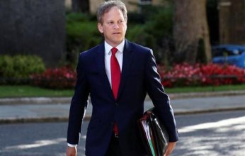 قرار بريطاني بحظر دخول السفن الروسية كافة الموانئ البريطانية