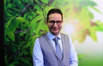 الحبس عامين وغرامة 100 ألف جنيه لـ"طبيب الكركمين" بمصر