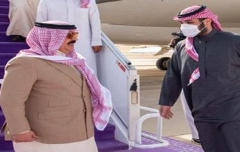 عاهل البحرين يتوجه للسعودية.. مؤكداً: أمن المملكة لا يتجزا عن البحرين