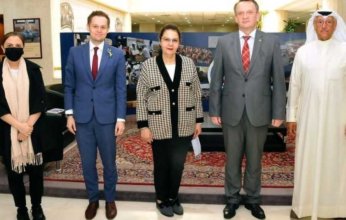 السفير البولندي يشيد بالجهود الكويتية في معاملة اللاجئين الأوكرانيين