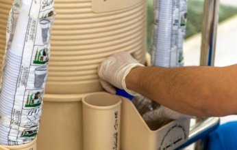 تفاصيل رحلة ماء زمزم من البئر إلى أن يروي ظمأ المعتمرين