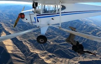 صدق او لا تصدق.. طيار يتعمد إسقاط طائرته بسبب تصوير فيديو على اليوتيوب