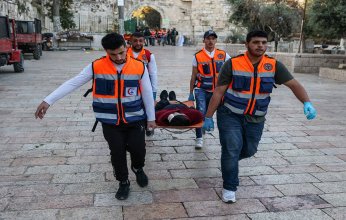 ارتفاع عدد مصابين اقتحام المسجد الأقصى إلى 152 مصابا