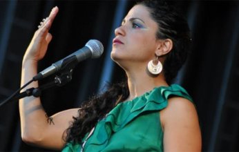 آمال مثلوثى تحيي حفلاً غنائيا في مصر 18 مايو الجارى