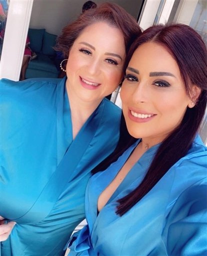 شاهد.. أول صور من استعدادات دنيا عبد العزيز لحفل زفافها 1 khaligyoun05932