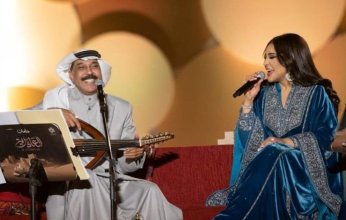 شاهد.. قُبلة عبد الله الرويشد لأحلام تشعل مواقع التواصل الإجتماعي وتثير جدلاً