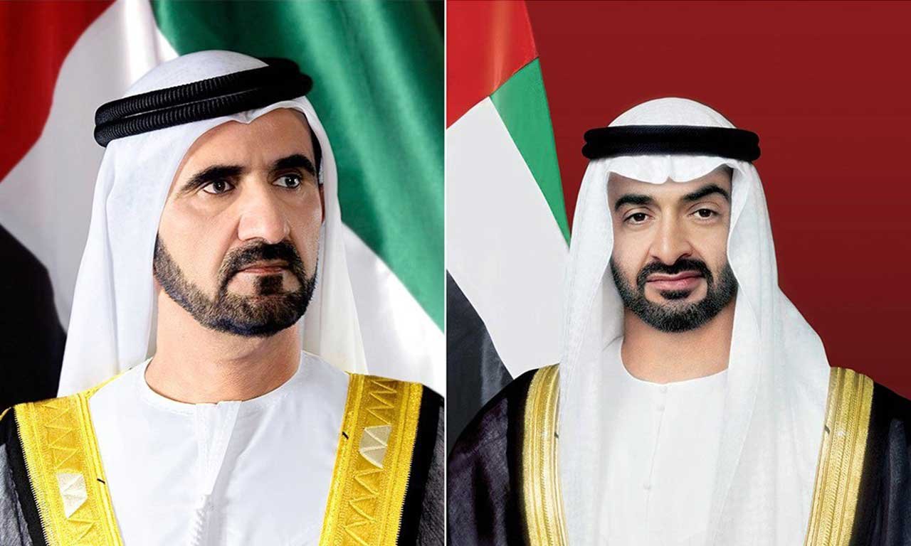 رئيس الإمارات ونائبه يهنئان الملك سلمان بمناسبة مغادرته المستشفى رئيس الإمارات ونائبه يهنئان الملك سلمان بمناسبة مغادرته المستشفى