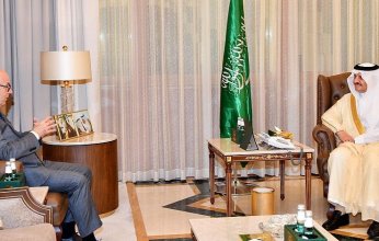 أمير المنطقة الشرقية يستقبل سفير مملكة إسبانيا لدى السعودية