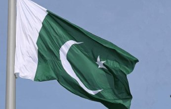 باكستان تنكس الأعلام ثلاثة أيام حدادا على وفاة الشيخ خليفة بن زايد