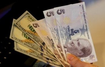 للجلسة السابعة على التوالي.. تراجع الليرة التركية أمام الدولار
