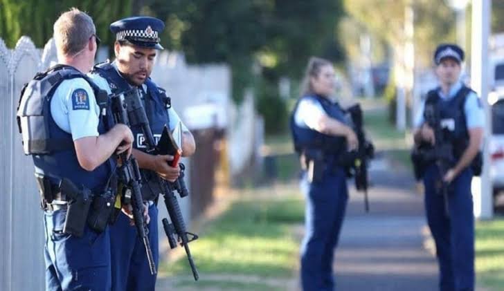 تفاصيل مقتل شخصين في إطلاق نار بحفل تخرج طلاب بولاية تينيسي الأمريكية تفاصيل مقتل شخصين في إطلاق نار بحفل تخرج طلاب بولاية تينيسي الأمريكية