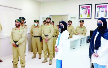 قائد عام شرطة دبي يشيد بجهود إدارة التفتيش الأمني للارتقاء بمستوى العمل