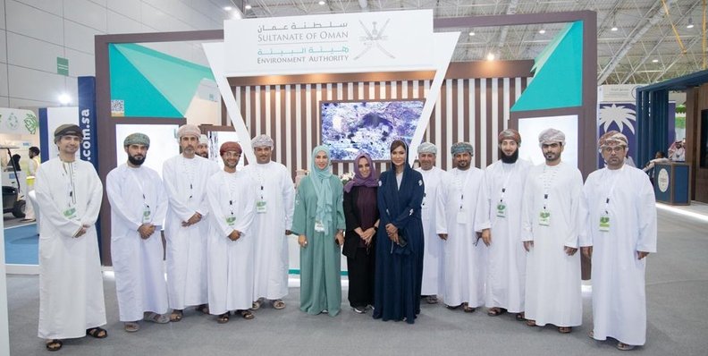سلطنة عُمان تشارك في المنتدى الدولي لتقنيات التشجير بالرياض سلطنة عُمان تشارك في المنتدى الدولي لتقنيات التشجير بالرياض
