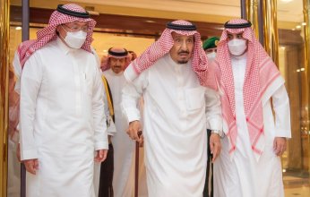 خادم الحرمين يغادر المستشفى.. بعد إجراء فحوصات طبية