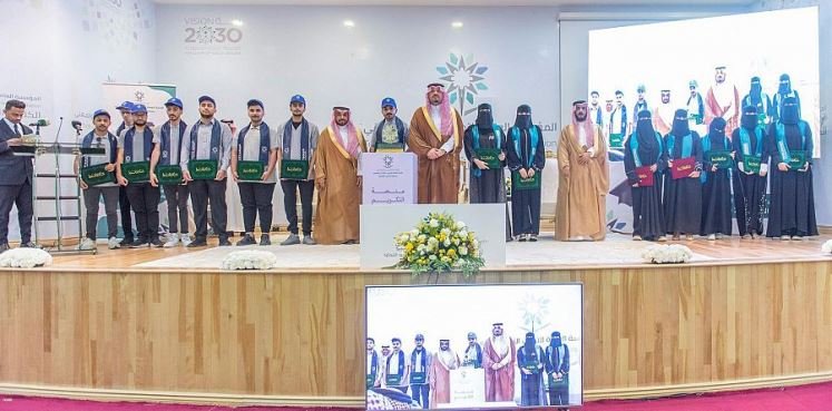 تخريج 820 متدرباً من الكليات التقنية بمنطقة الحدود الشمالية تخريج 820 متدرباً من الكليات التقنية بمنطقة الحدود الشمالية