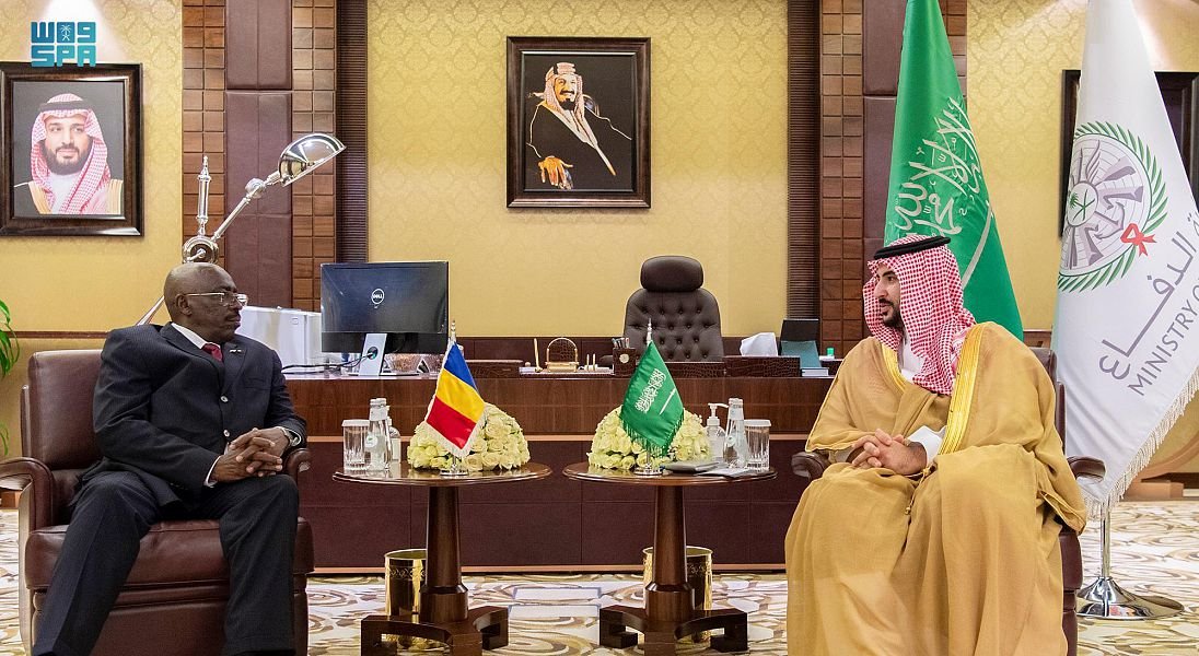 مباحثات سعودية تشادية حول التعاون في المجال العسكري مباحثات سعودية تشادية حول التعاون في المجال العسكري