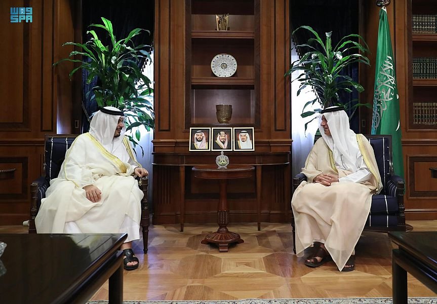 الجبير يستقبل سفير مملكة البحرين لدى السعودية الجبير يستقبل سفير مملكة البحرين لدى السعودية