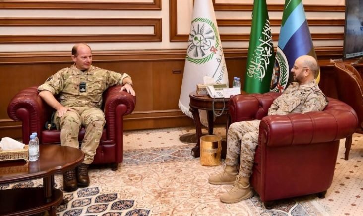السعودية وبريطانيا تبحثان العلاقات الدفاعية والعسكرية بين البلدين السعودية وبريطانيا تبحثان العلاقات الدفاعية والعسكرية بين البلدين