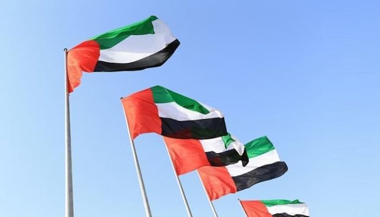 الإمارات تعيد رفع الأعلام غدا بعد نهاية فترة الحداد على الشيخ خليفة الإمارات تعيد رفع الأعلام غدا بعد نهاية فترة الحداد على الشيخ خليفة