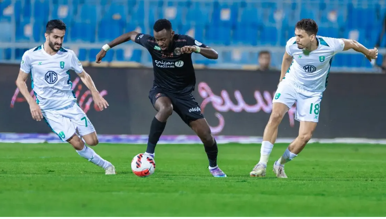 أهلى جدة يهبط إلى دوري الدرجة الأولى للمرة الأولى في تاريخه أهلى جدة يهبط إلى دوري الدرجة الأولى للمرة الأولى في تاريخه