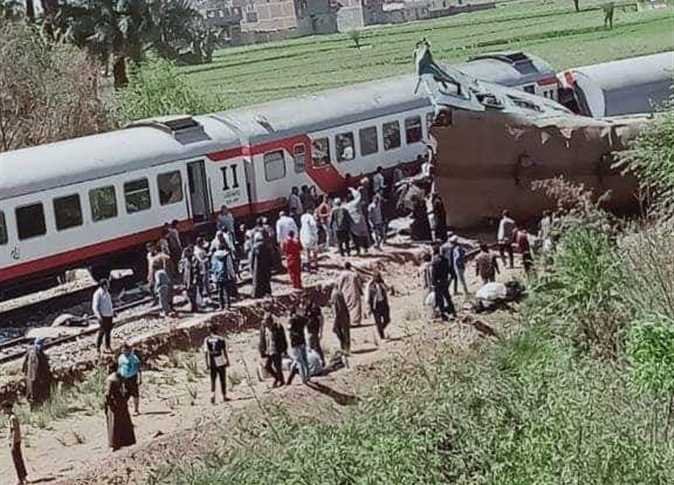 أحكام بالسجن المشدد لـ 7 متهمين في حادث تصادم قطاري طهطا بصعيد مصر أحكام بالسجن المشدد لـ 7 متهمين في حادث تصادم قطاري طهطا بصعيد مصر